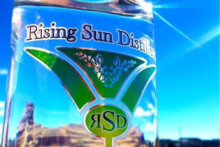 With a foil stamping printing process, Columbine Label Company created the new label for Rising Sun Distillery.